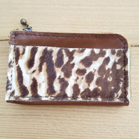 牛革ハラコのミニ財布(ワイルドキャット柄)