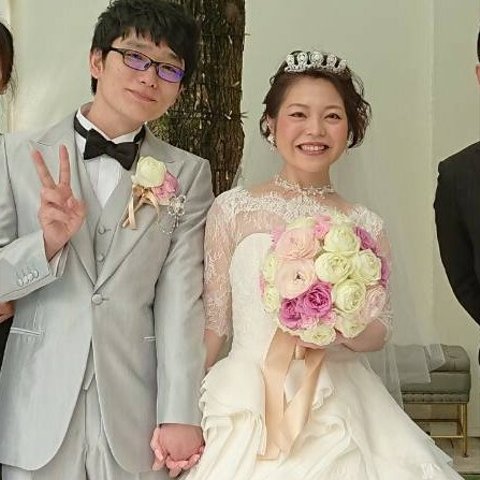 *wedding*マザーオブパールのホワイトローズティアラ*