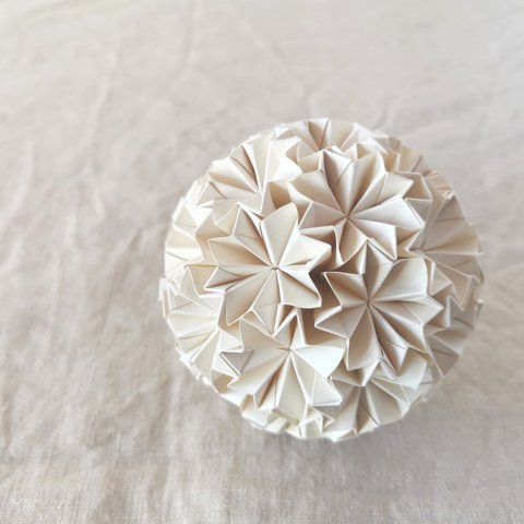 Kusudama * 折り紙 くす玉（M）シンプルホワイト  七夕 飾り