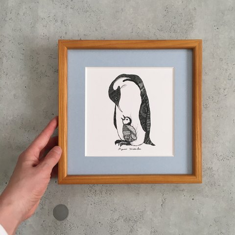 初夏を感じる『ペンギン親子』ブルーの額装ポスター(20㎝角)　[特集掲載] 