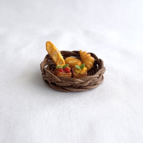 ミニチュア　丸カゴ / Miniature Round Basket  / hinoki