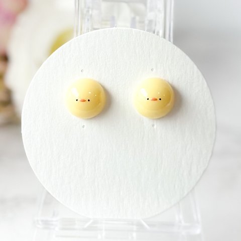 【ぷっくり可愛いまんまるひよこ】ヒヨコ　ひよこ　ピアス　イヤリング　ピンバッチ　ヘアピン アクセサリー　動物　アニマル　(受注生産)