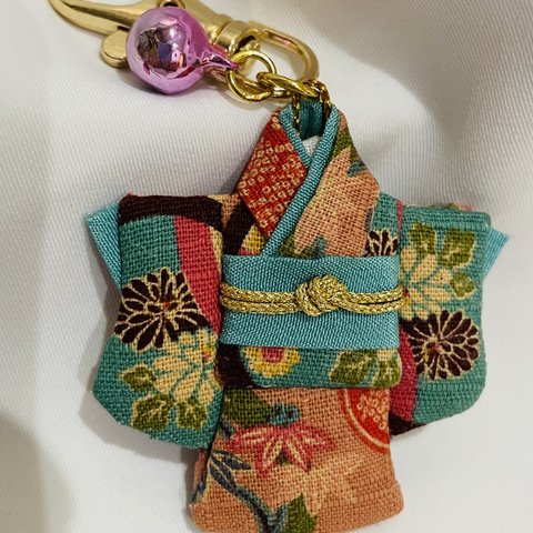 ハンドメイド　ミニ着物キーホルダー