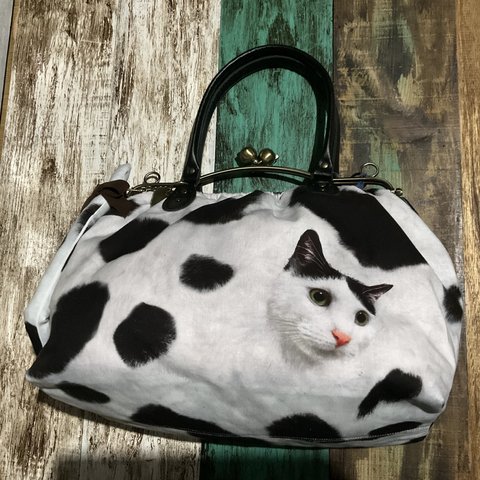 リアルプリント　白黒猫　口金バッグ　sale