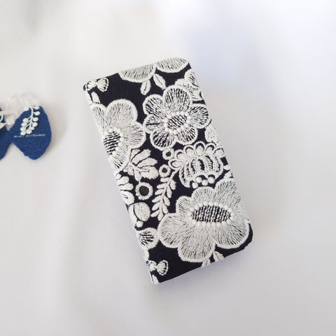 【現品】smile flower ネイビー 手帳型スマホケース ミナペルホネン