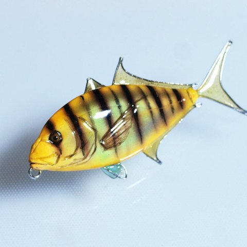 ホールフィッシュストラップ（コガネシマアジ）/魚のアクセサリー