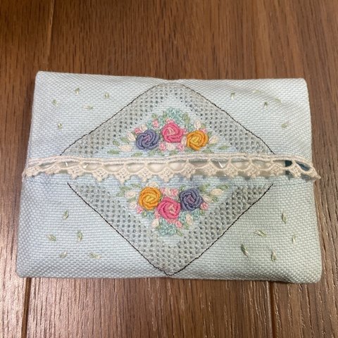 ポケットティッシュケース　刺繍