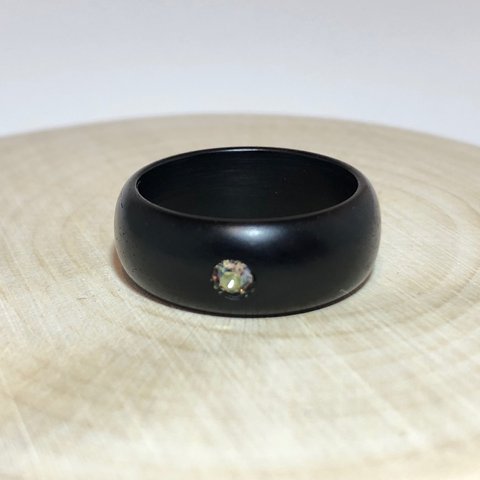 木製の指輪   黒檀×スワロフスキー