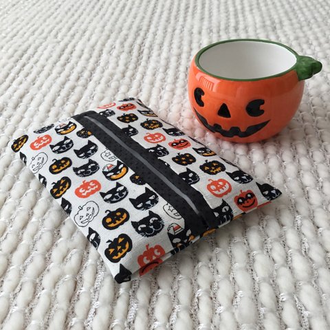 ハロウィン猫とパンプキンのポケットティッシュケース、白黒ハロウィンティッシュ入れ、携帯ポケットティッシュカバー、Halloween pocket tissue cover