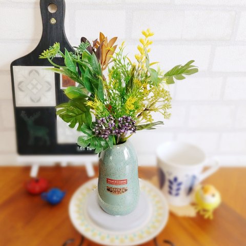 シンプル 北欧 花瓶 フェイクグリーン アレンジ　モンステラ【アンティーク 陶器】