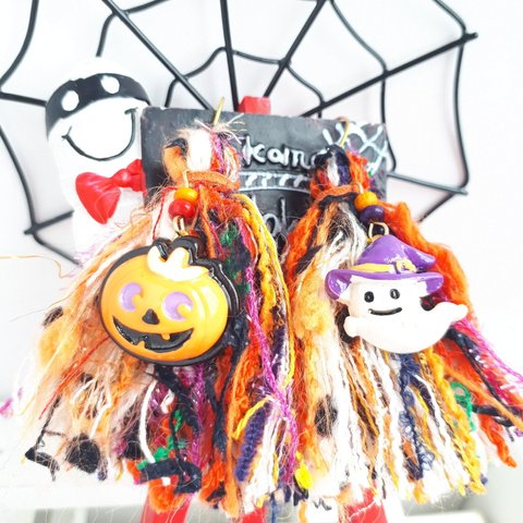 ハロウィン　タッセルピアス/イヤリング　カボチャ&おばけ