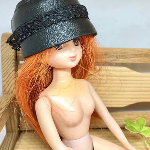 森き　ミニチュアバケハ　miniature hat.