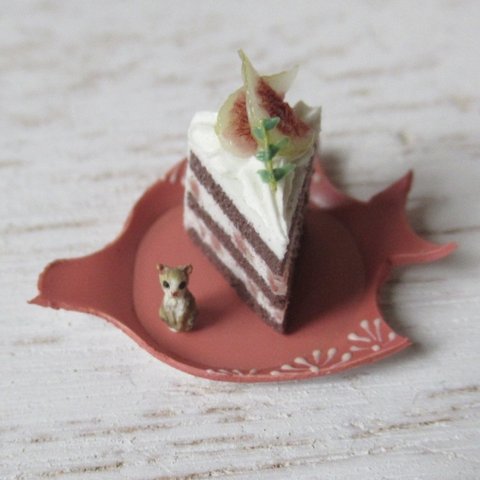 モカ色トラ猫🐈いちじくのショートケーキ🍰