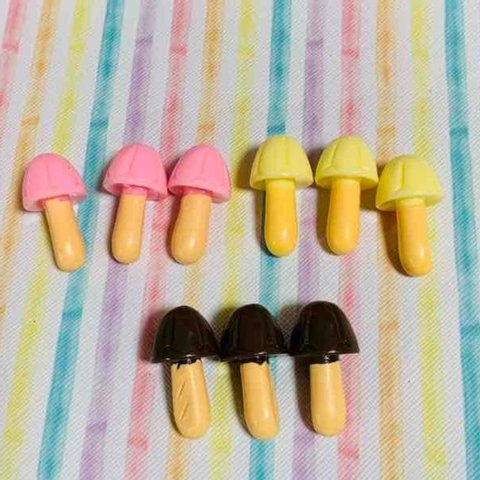 きのこチョコ デコパーツ 3個売り。