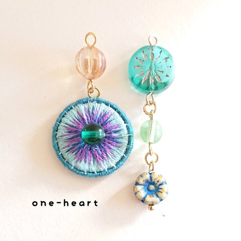 刺繍＆チェコビーズのアクセサリー