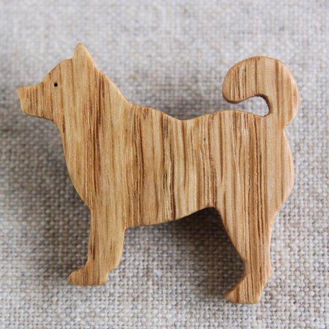 木製柴犬ブローチ