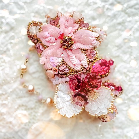 桜のレースバレッタ🌹オートクチュール刺繍