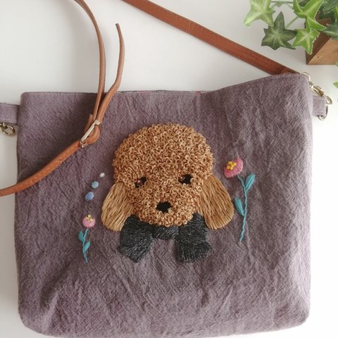 テディカット・プードル刺繍のポシェット【プードルグッズ】poodle embroidery bag