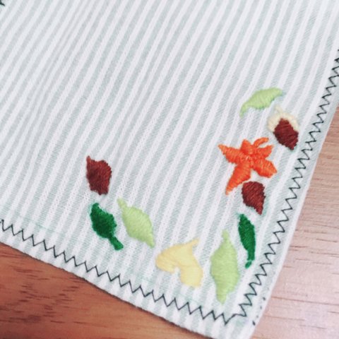 刺繍インテリア雑貨