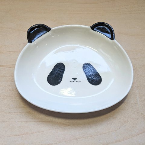 パンダのかおのお皿