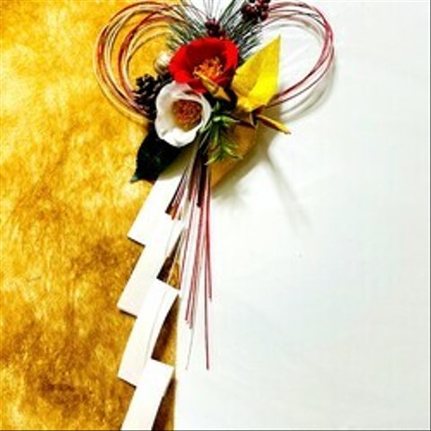 手作りキット＊お正月＊紅白椿と金の鶴、紙垂と水引きで祝う新年のしめ飾り