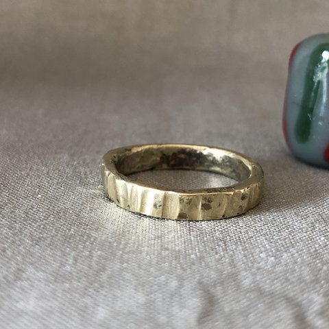 ストライプ 真鍮の指輪