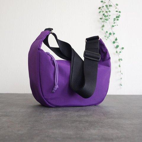 撥水ナイロン2way丸型ワンショルダーバッグ（紫陽花パープル）コンパクトで大容量【hobo bag】