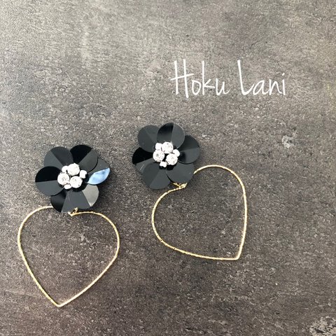 ブラックフラワー ハートフープ♡ ピアス  イヤリング