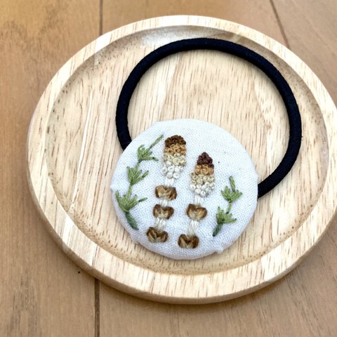 刺繍つくしのヘアゴム