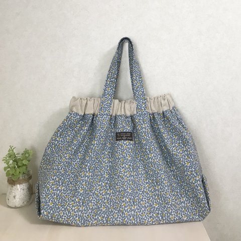 LIBERTYのギャザーバッグ