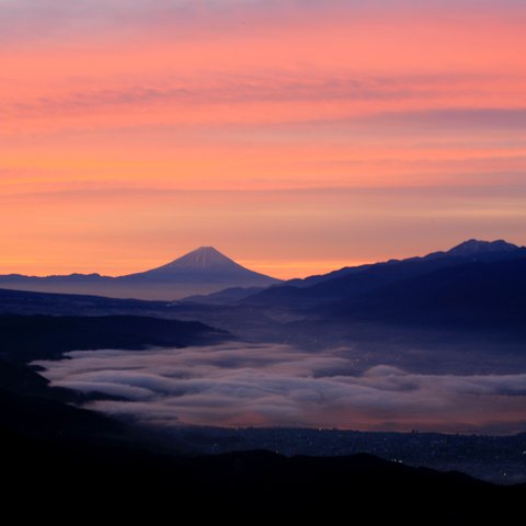 夜明けの富士-2