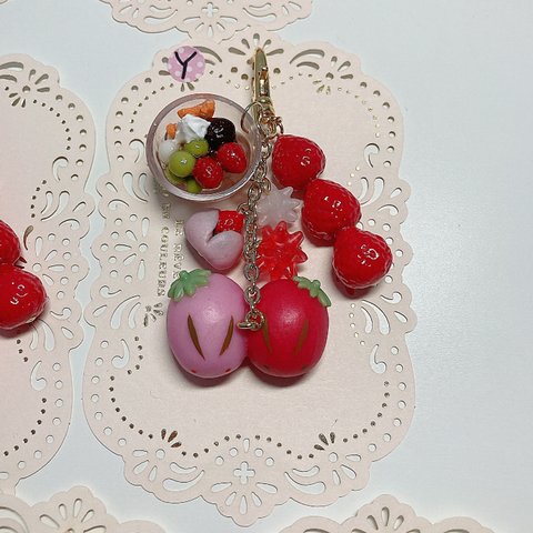 Y いちごの和風スイーツ🍓バッグチャーム