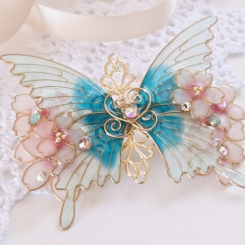 B（6cm金具）桜とハピネスグリーンの蝶バレッタ（hair ornaments of Cherry Blossom and 「happiness green butterfly」）