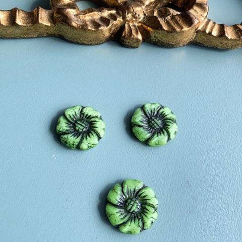 【1コずつ販売】JIRI＊IVANA#czech beads#チェコビーズ　flower22㍉ yellow green/black