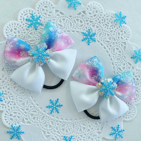 雪の結晶♡キラキラホログラム♡クリスマス♡お揃い♡プレゼントにも🎁　キッズリボン　ヘアゴム  2個セット