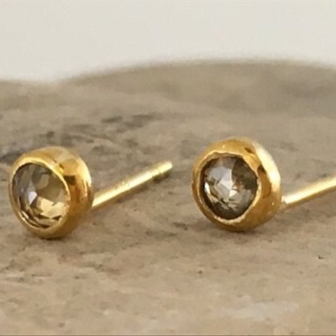 K24 ローズカット天然ダイヤモンド 純金スタッドピアス◇K24 Pure Gold+Diamond Studs