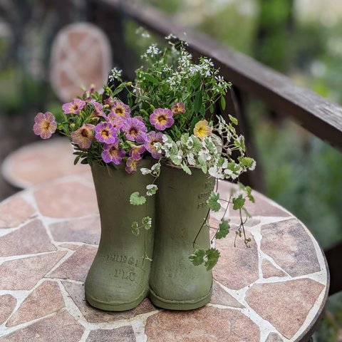 🌂雨の日も楽しい♡寄せ植え