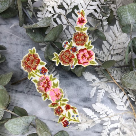 刺繍ワッペン　花　2種セット