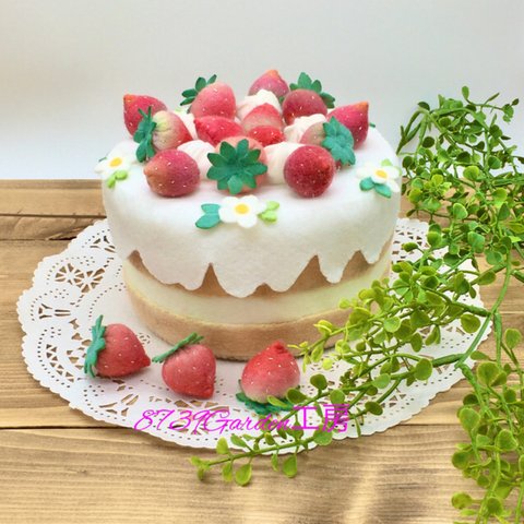 フェルト染め🍓苺ケーキ(小物入れ) ②