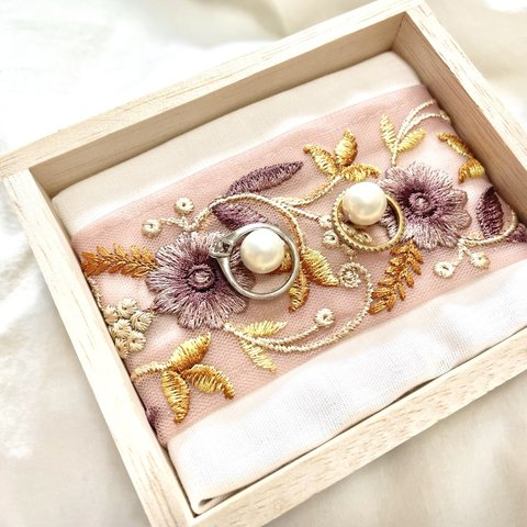 リングピロー　インド刺繍リボン