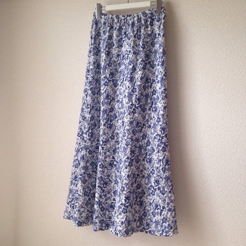白×青｜ペイズリー花柄 マキシ マーメイドスカート
