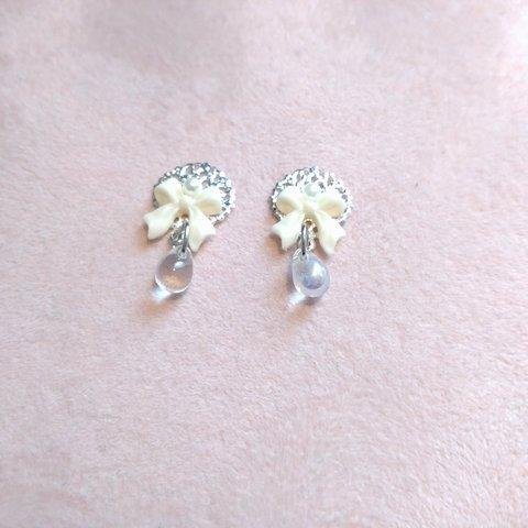 リボンとパール ゆれる ピアス＆イヤリング #樹脂ピアス #樹脂ノンホールピアス #ステンレスピアス