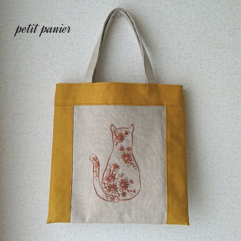 花猫の刺繍リネンバッグ(茶猫)