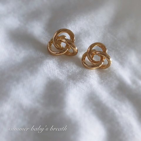 アレルギー対応✴︎再販12♡gold✴︎三連フープ チタンピアス