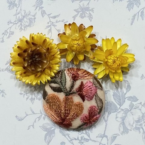 インド刺繍リボンのブローチ