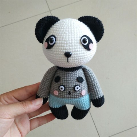 Panda  パンダ   あみぐるみ  *  手編みのあみぐるみ    