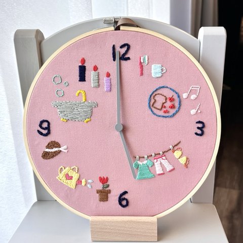 刺繍時計 壁掛け時計 置き時計 子供部屋 インテリア 家具 刺繍小物 