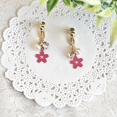 ホットな桜♡【イヤリングorピアス】