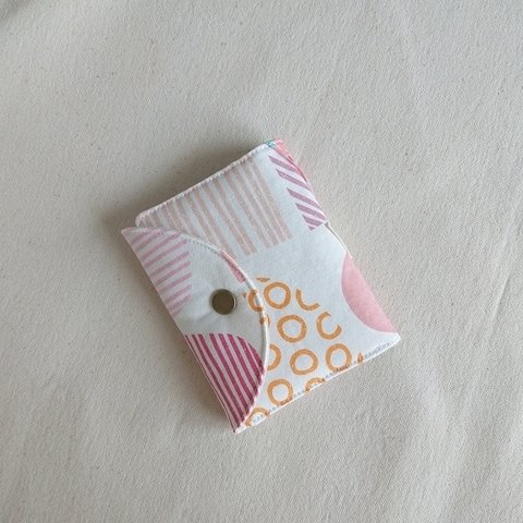 【送料無料】たまご柄(ピンク)のカードケース