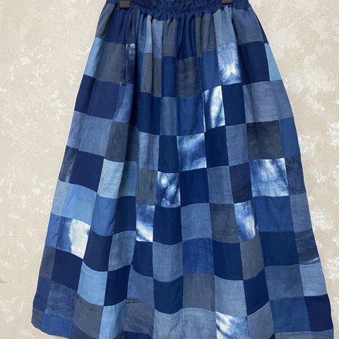 藍染めスカート(パッチ)